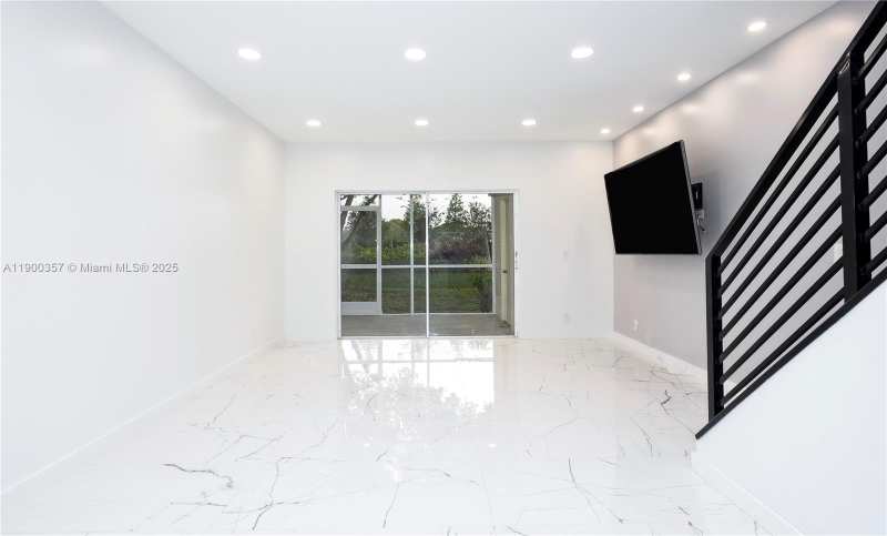 16697 Hemingway Dr # 16697, Weston FL 33326