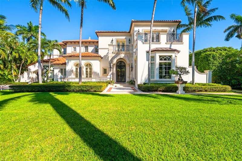 1033 Seasage Drive, Delray Beach FL 33483
