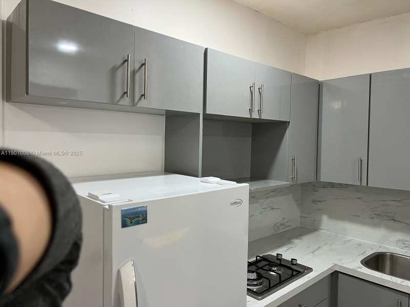 14331 SW 286th St, Homestead FL 33033