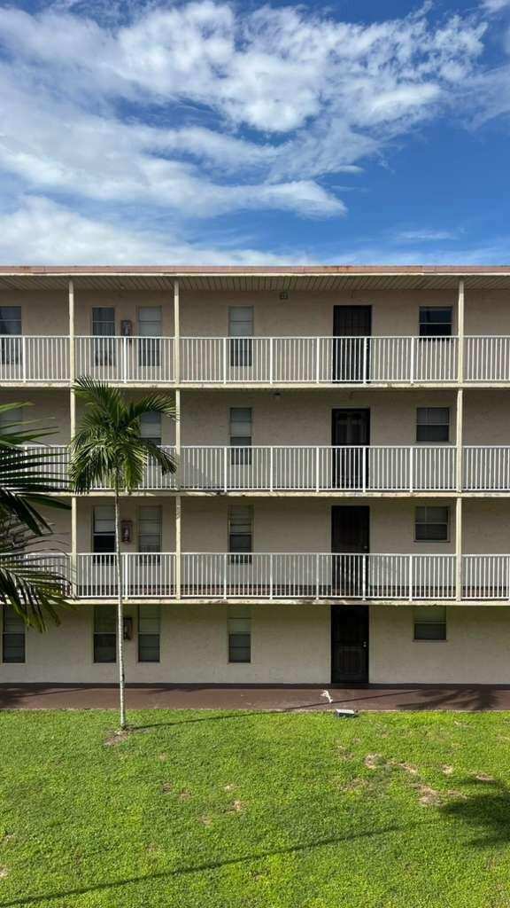 2800 NW 56th Avenue # B306, Lauderhill FL 33313