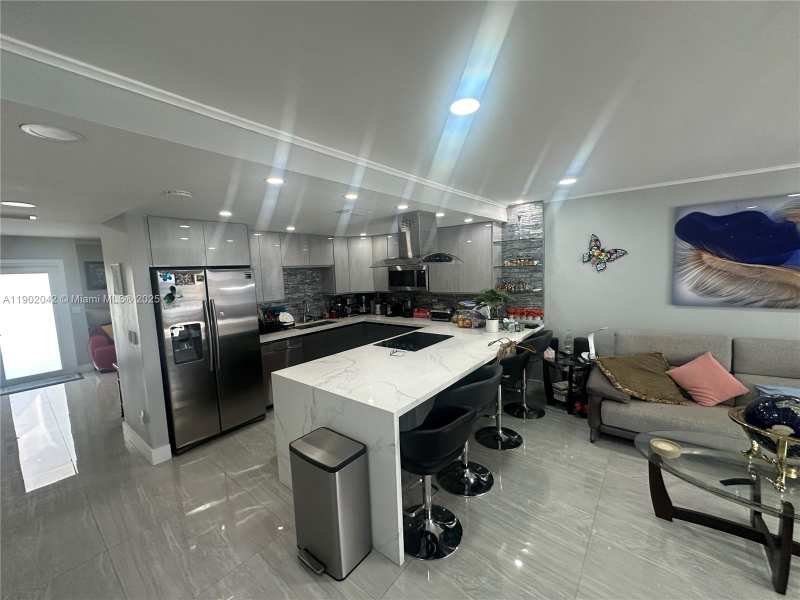3666 NE 167th St # 30, North Miami Beach FL 33160