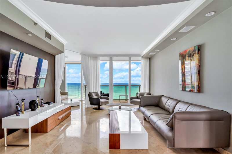 19333 Collins Ave # 1903, Sunny Isles Beach FL 33160