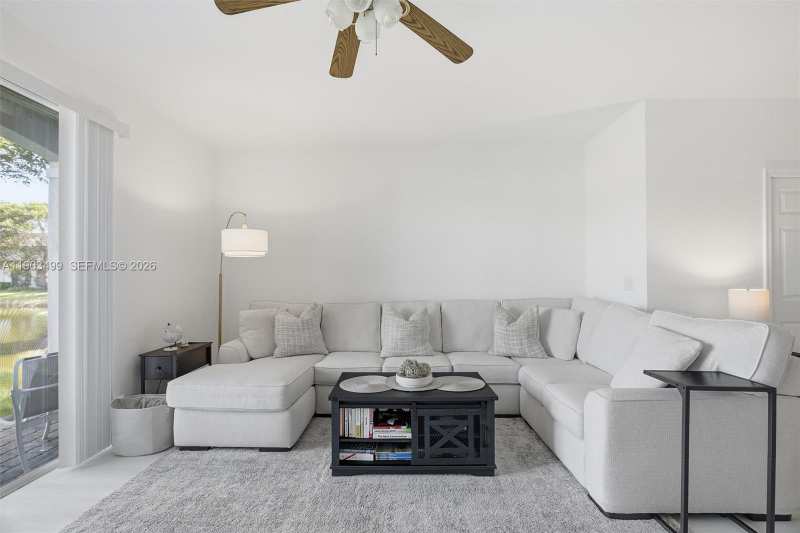 8231 SW 29th St, Miramar FL 33025