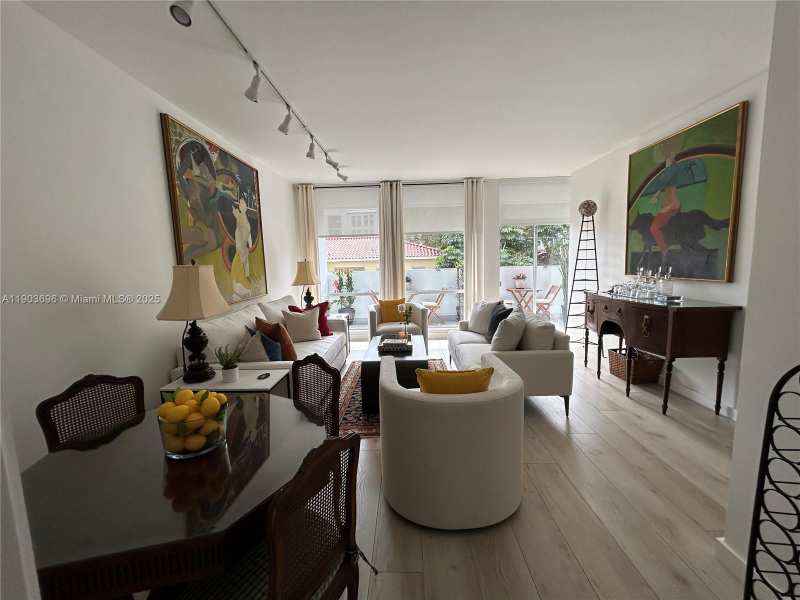 DAVID WILLIAM HOTEL CONDO
