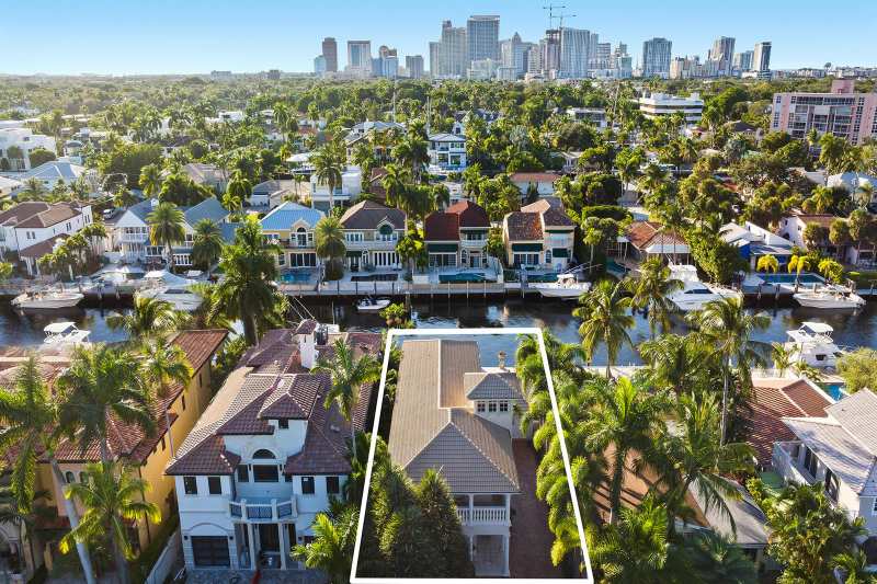 413 Coconut Isle Drive, Fort Lauderdale FL 33301