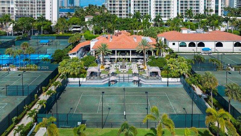 2000 Island Blvd # 609, Aventura FL 33160