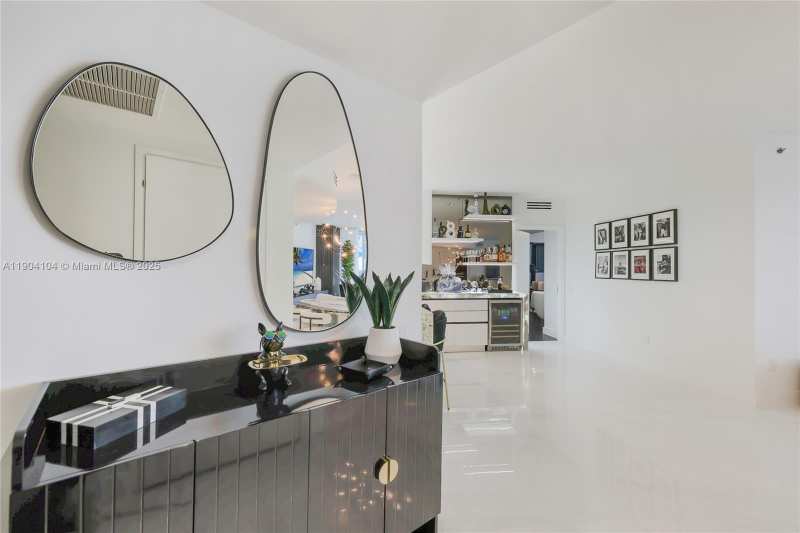 450 Alton Rd # 2603, Miami Beach FL 33139