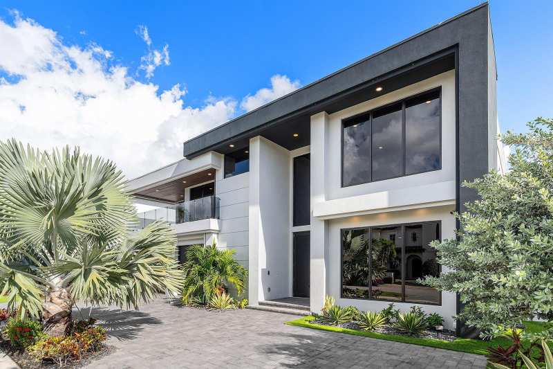 245 NE 6th Court, Boca Raton FL 33432