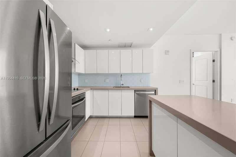 1600 NE 1st Ave # 3016, Miami FL 33132