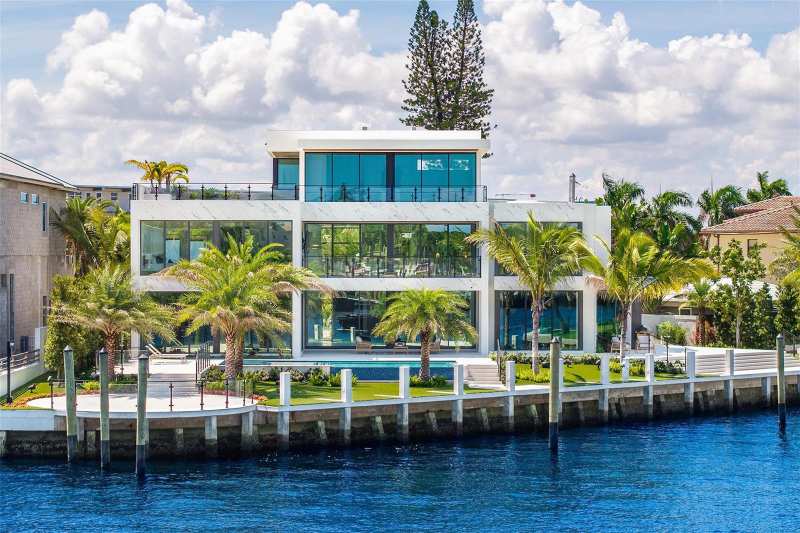 1555 SE 14th Court, Deerfield Beach FL 33441
