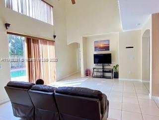 1906 SE 18th St, Homestead FL 33035