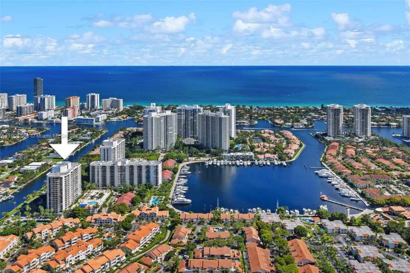 3598 Yacht Club Dr # 602, Aventura FL 33180