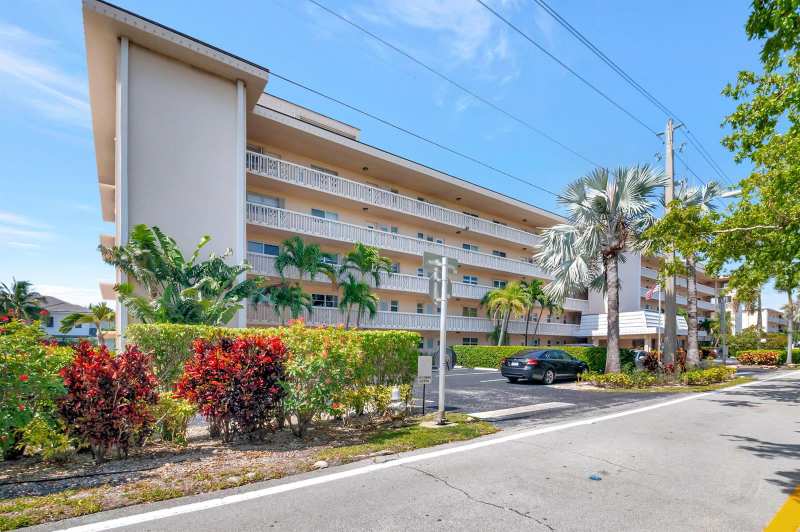 750 NE Spanish River Boulevard # 103, Boca Raton FL 33431