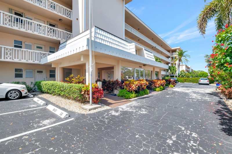 750 NE Spanish River Boulevard # 103, Boca Raton FL 33431