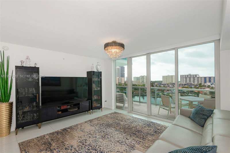 400 Sunny Isles Blvd # 906, Sunny Isles Beach FL 33160