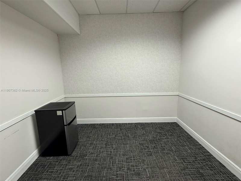 220 Miracle Mile # B206, Coral Gables FL 33134
