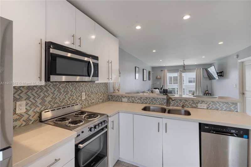 1461 S Ocean Blvd # 222, Lauderdale By The Sea FL 33062
