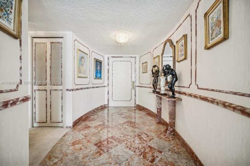2100 S Ocean Ln # 808, Fort Lauderdale FL 33316