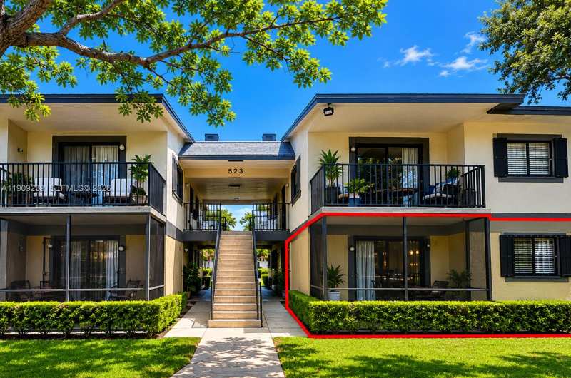 523 Trace Cir # 105, Deerfield Beach FL 33441