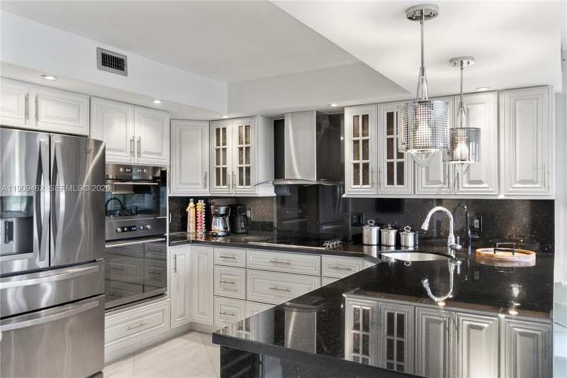 300 Diplomat Parkway # 517, Hallandale Beach FL 33009