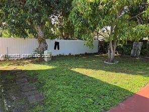 1077 NE 157th Ter, North Miami Beach FL 33162