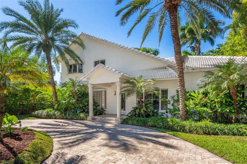 6300 Allison Rd, Miami Beach FL 33141