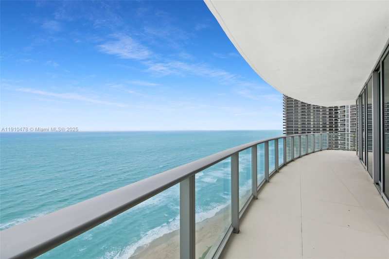 4111 S Ocean Dr # 3001, Hollywood FL 33019