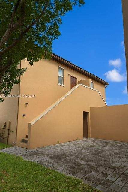 17021 SW 96th St, Miami FL 33196
