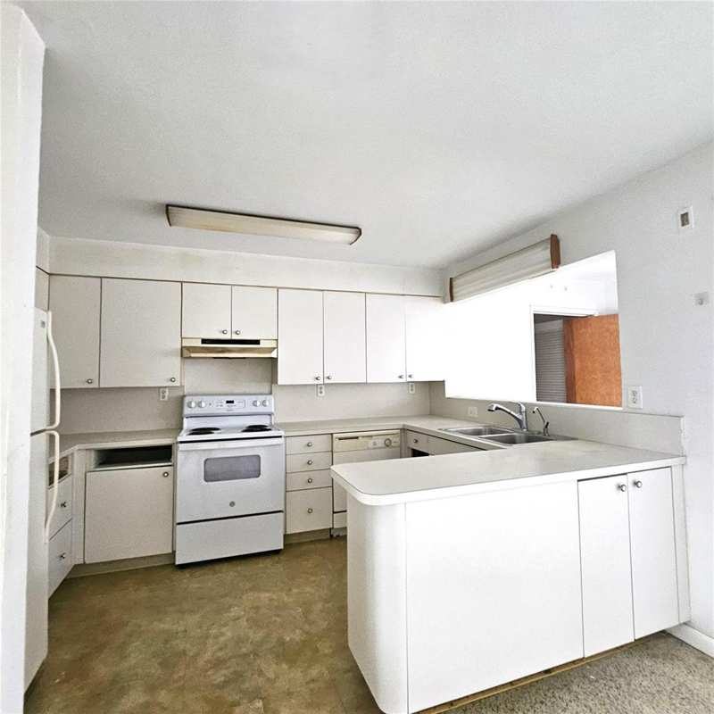 370 NW 65th Avenue, Plantation FL 33317