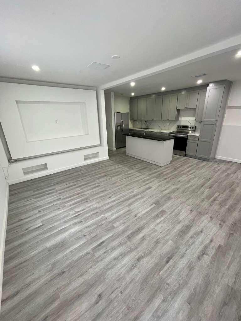 1300 NE 182nd Street, North Miami Beach FL 33162