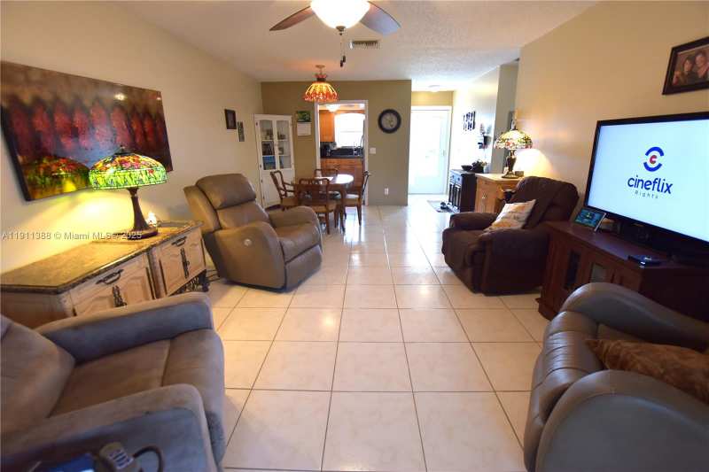 2765 E Emory Drive # H, West Palm Beach FL 33415