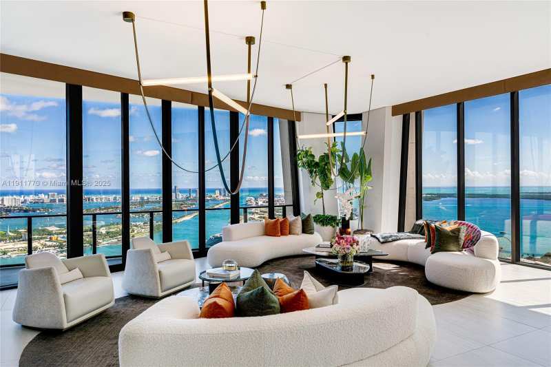 1000 Biscayne Blvd # 5101, Miami FL 33132