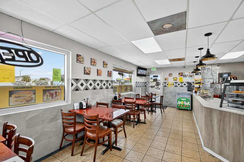 1541 W Blue Heron Boulevard, Riviera Beach FL 33404