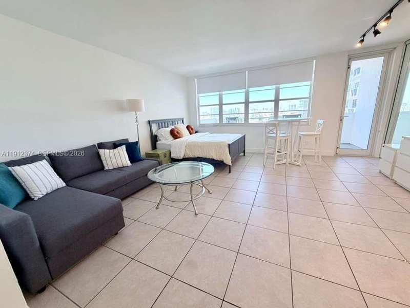 100 Lincoln Rd # 1220, Miami Beach FL 33139
