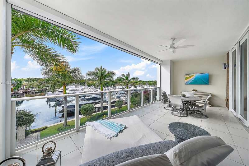 2700 Donald Ross Rd # 306, Palm Beach Gardens FL 33410