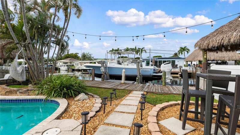 935 Nautilus Isle, Dania Beach FL 33004