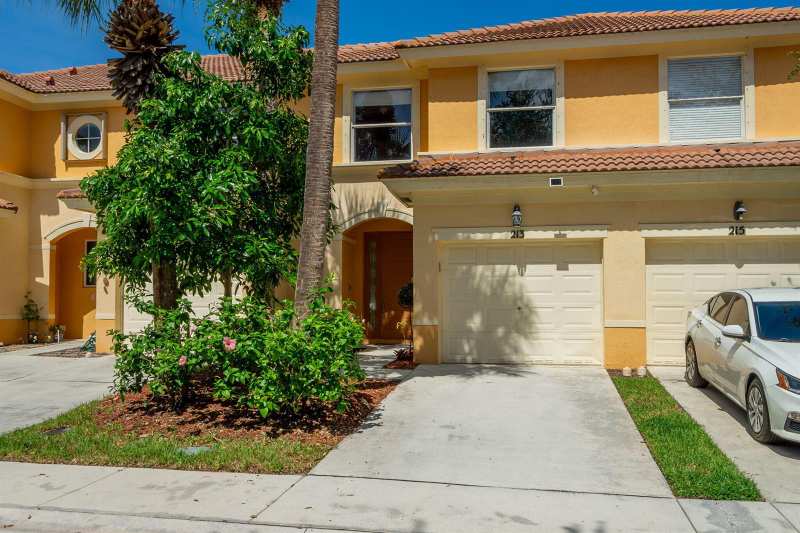 213 River Bluff Lane, Royal Palm Beach FL 33411