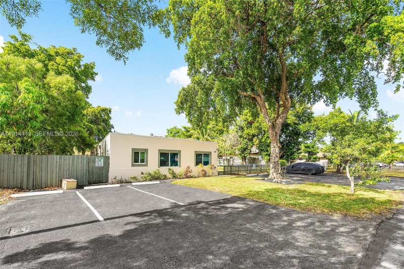 620 SW 7th St # 7, Pompano Beach FL 33060