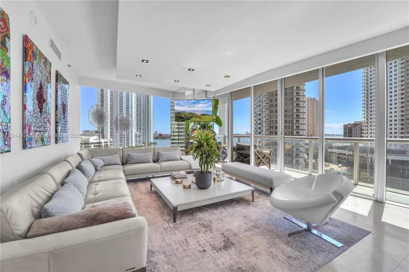 465 Brickell Ave # 1001, Miami FL 33131