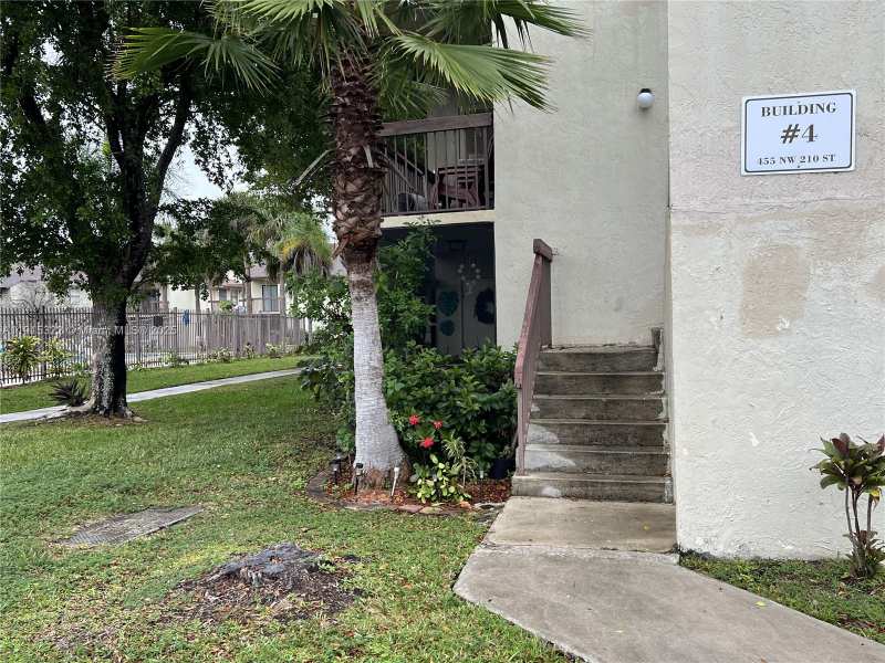 455 NW 210th St # 205, Miami Gardens FL 33169