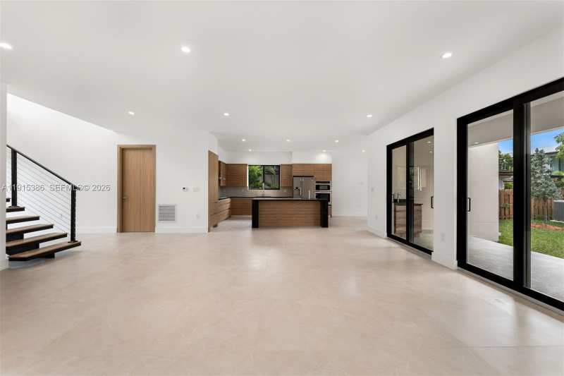 1366 SW 15th St, Miami FL 33145