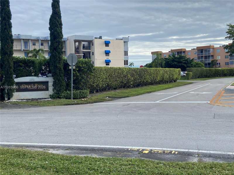 7502 NW 30th Pl # 417, Sunrise FL 33313