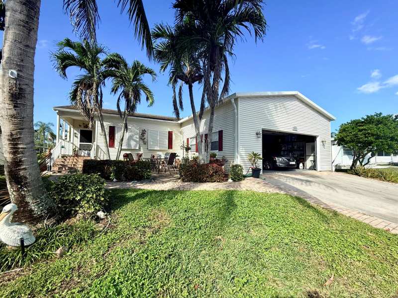 6403 Birch Lane, Lantana FL 33462