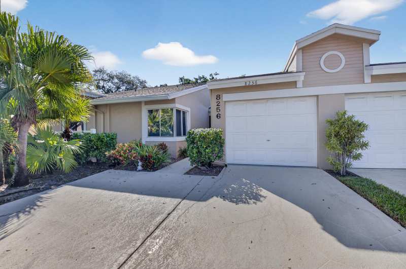 8256 Summerbreeze Lane, Boca Raton FL 33496