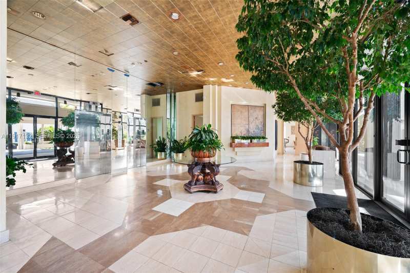 441 Valencia Ave # 1201, Coral Gables FL 33134