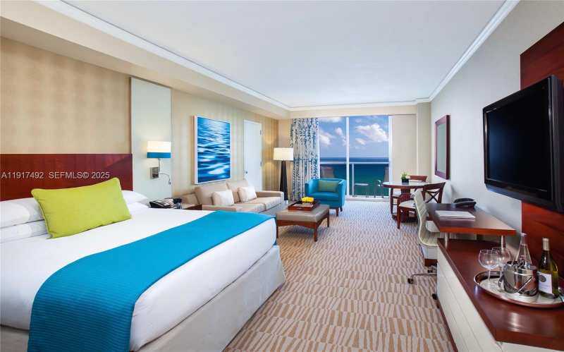 18001 Collins Ave # 1711, Sunny Isles Beach FL 33160