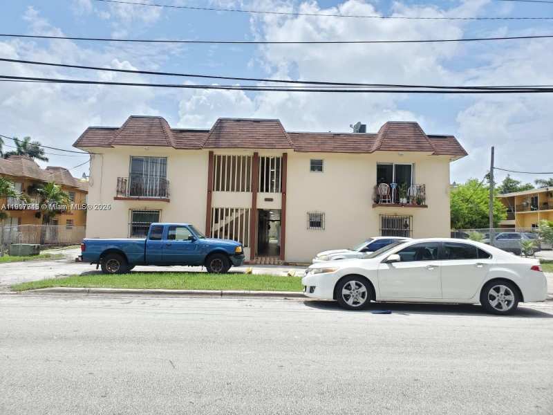 1008 NW 45th Ave # 3, Miami FL 33126