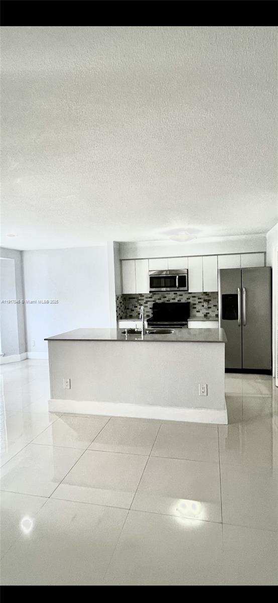 977 Riverside Dr # 211, Coral Springs FL 33071