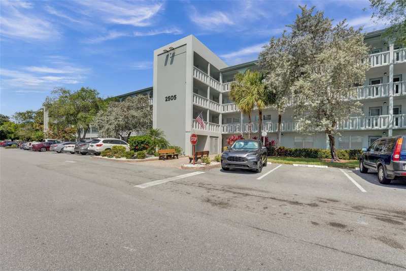 2505 Antigua Terrace # L3, Coconut Creek FL 33066