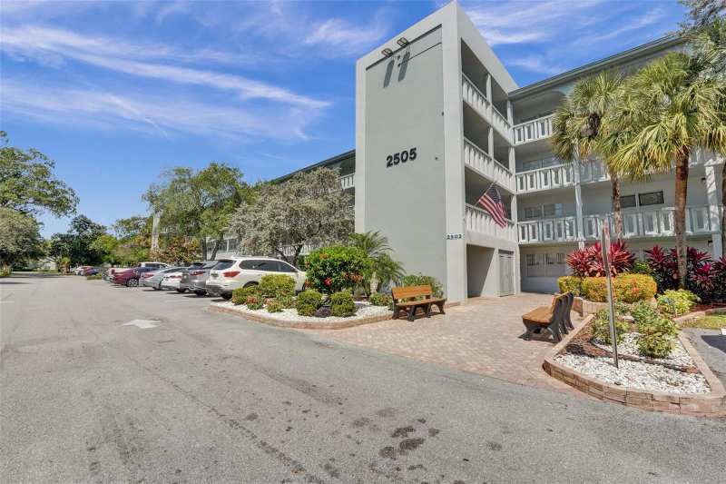 2505 Antigua Terrace # L3, Coconut Creek FL 33066
